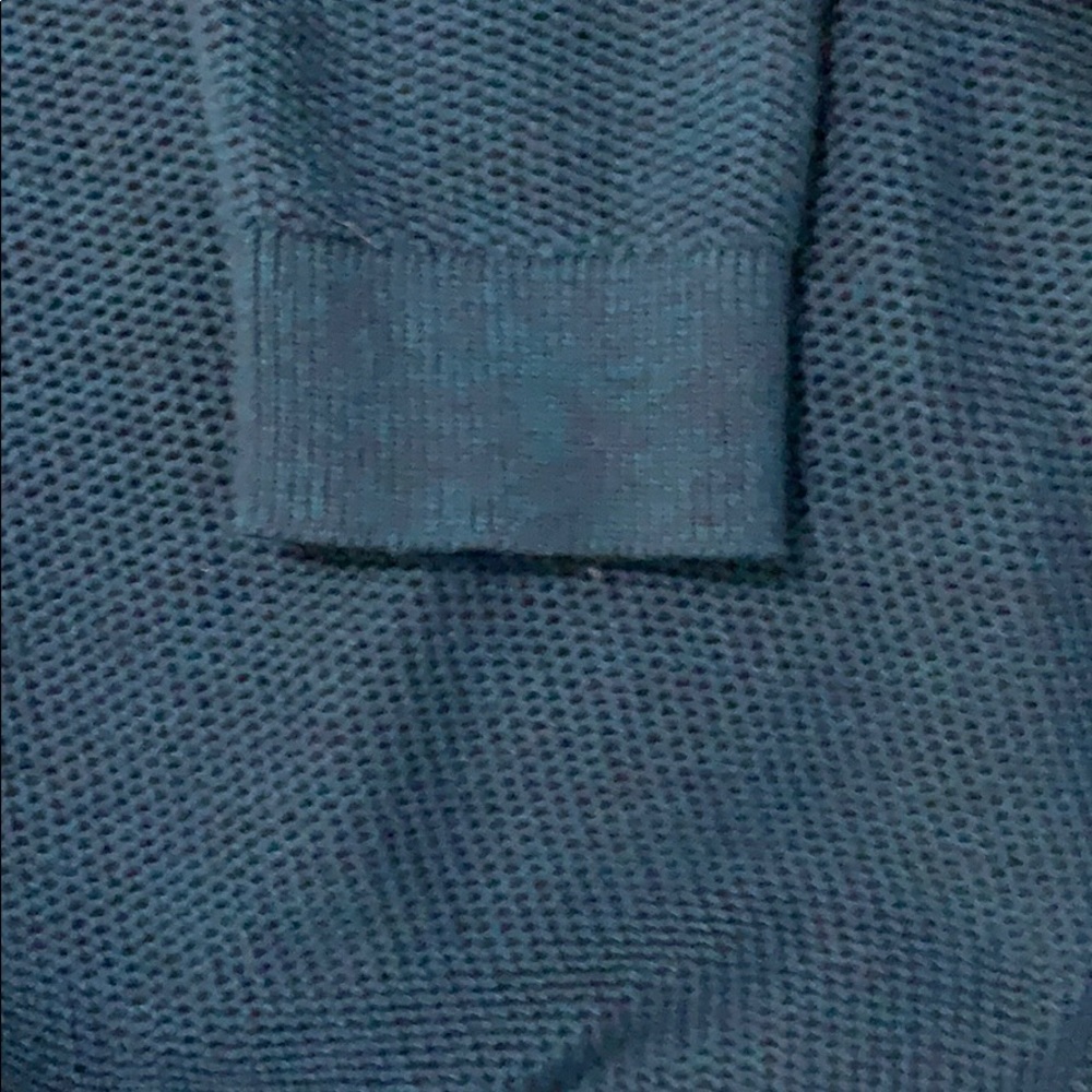 Sweater - Picture 4 of 4